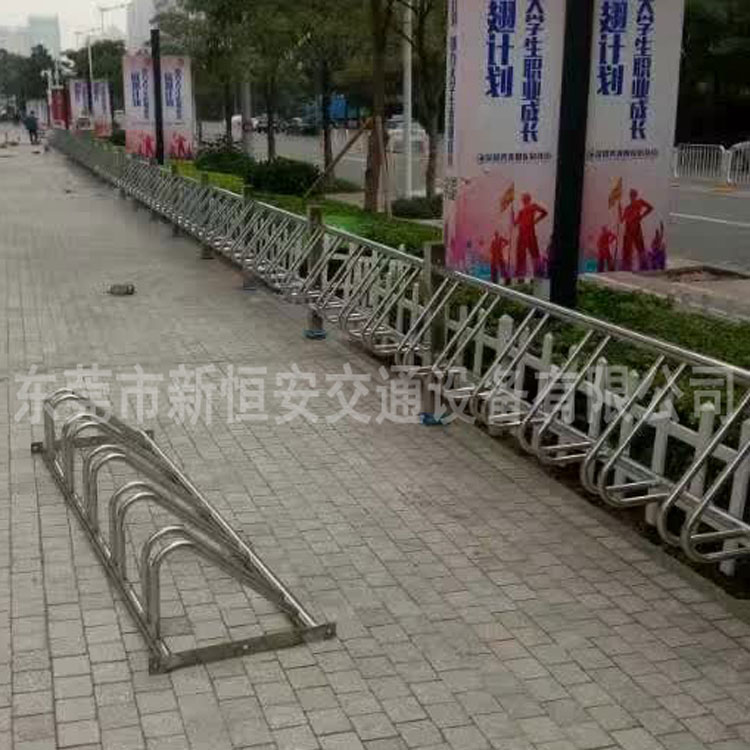 304不銹鋼立式自行車停車架廠家大量批發(fā)