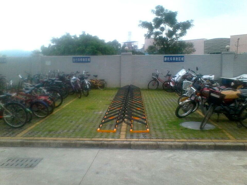 學(xué)校專用卡位式自行車停車架,質(zhì)量最好的自行車停車架廠家直銷批發(fā)東莞新恒安